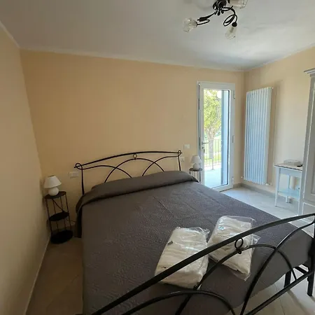 Гостевой дом Dimora I Mandorli 1 Колоннелла